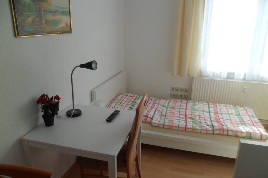 1Azimmervermietung Hannover/Zentrum Kamer foto